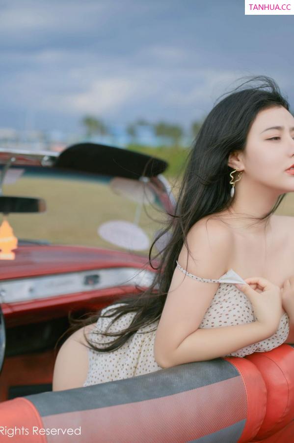 汤曼玲 玛鲁娜 [XIUREN]高清写真图 2019.04.08 Manuela玛鲁娜第19张图片